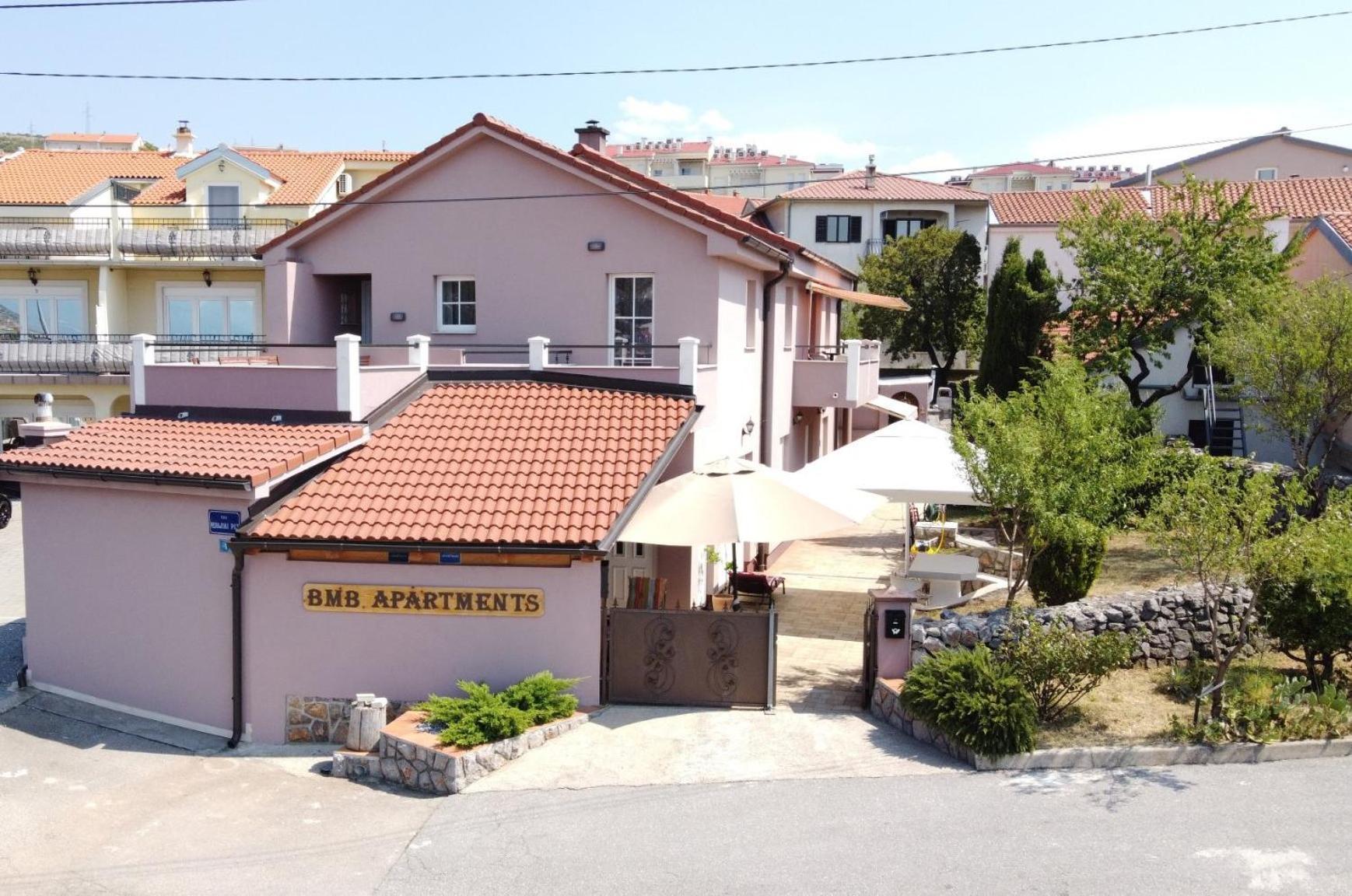 Bmb Apartments Сен Екстериор снимка